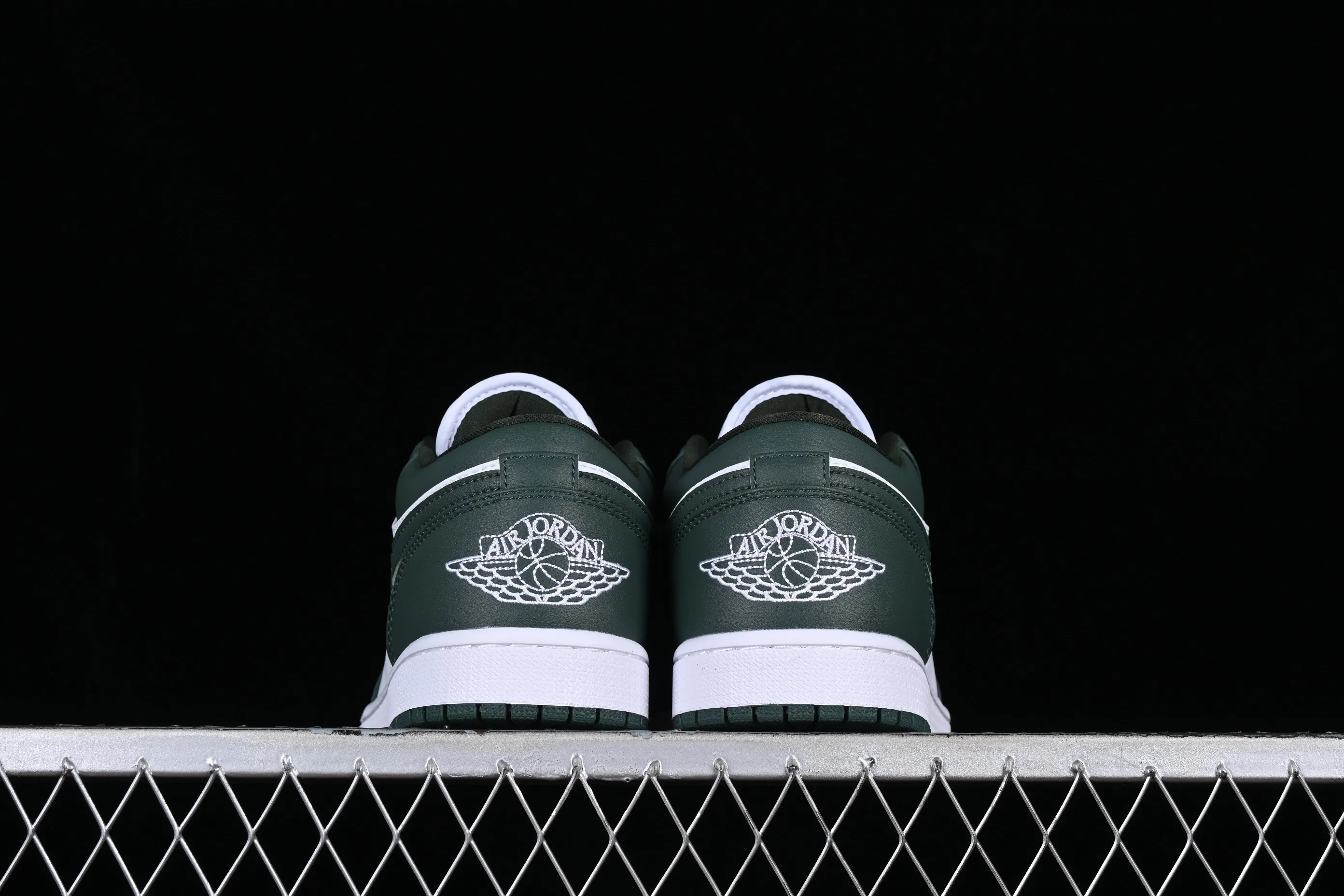 All categories Air Jordan Jordan series basketball shoes Air Jordan 1 Low Z version Air Jordan 1 Low "Olive Green" AJ1 Joe 1 olive green low-top basketball shoes DC0774-113